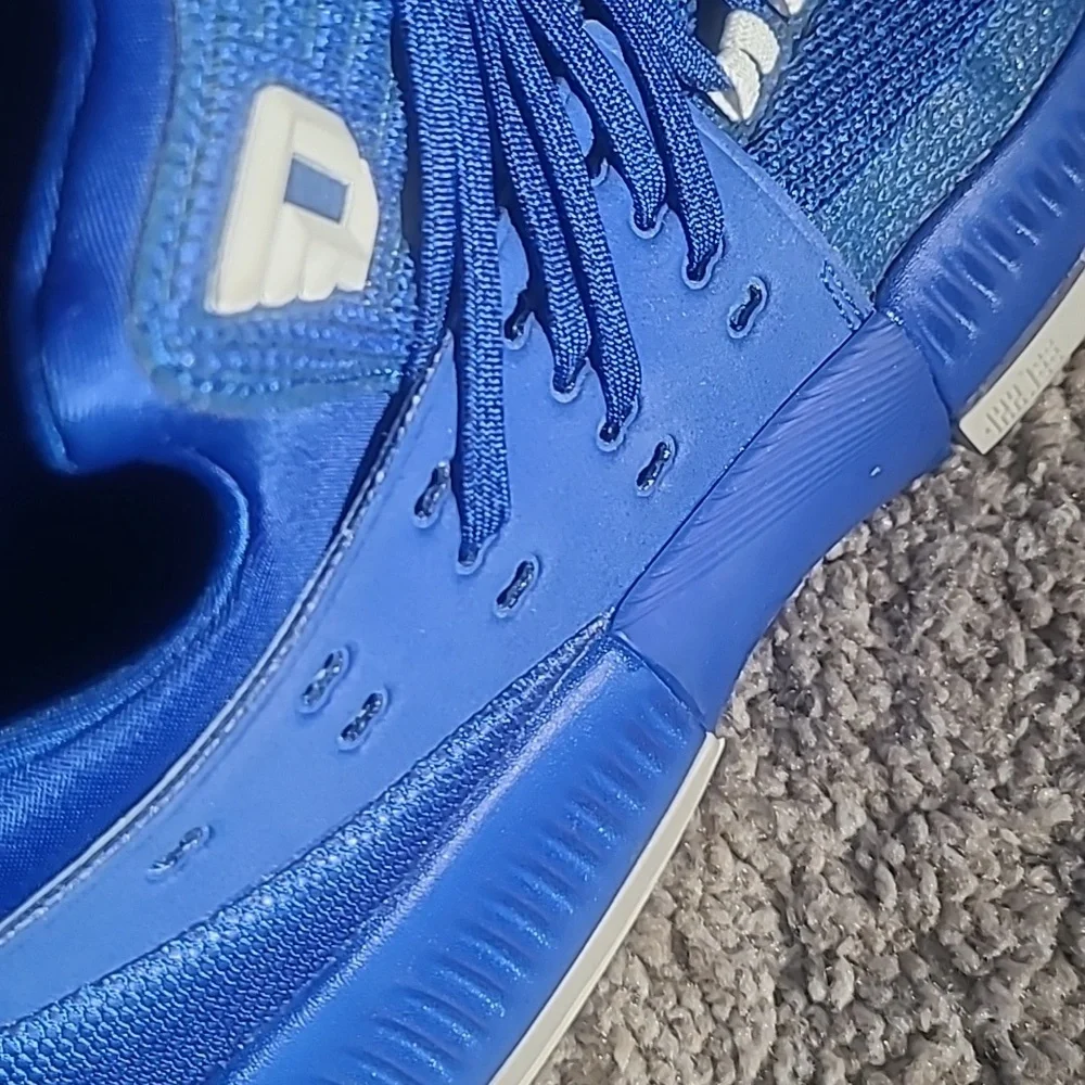 EUC Adidas Dame 3 Basketball Sneakers Men 9.5 Collegiate Royal Blue